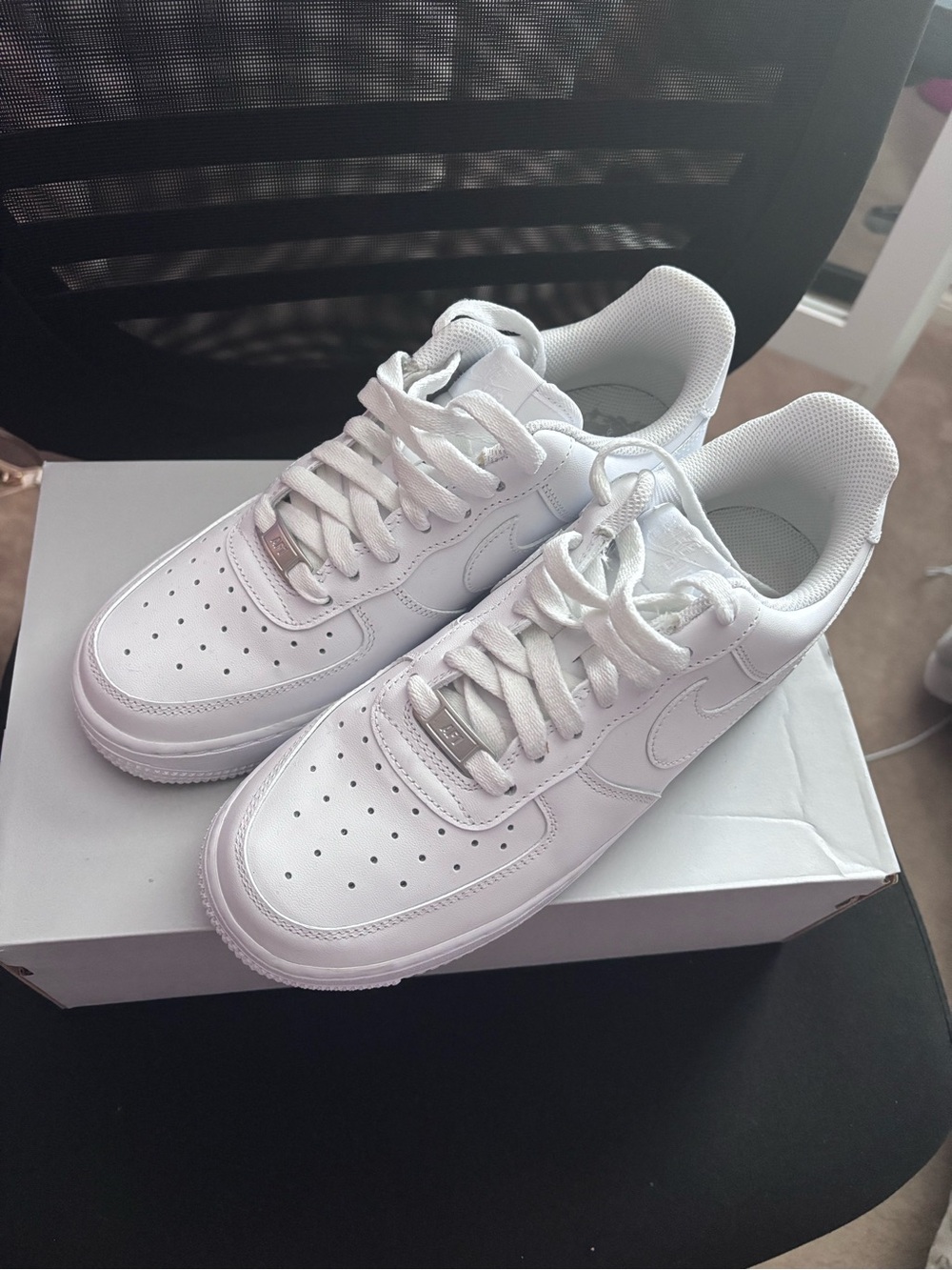 Classic airforce 1 size 8.5 women’s